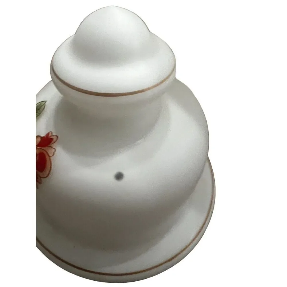 VTG  MCM Large Made In Italy Norleans White Satin Glass Urn Vase Floral Motif